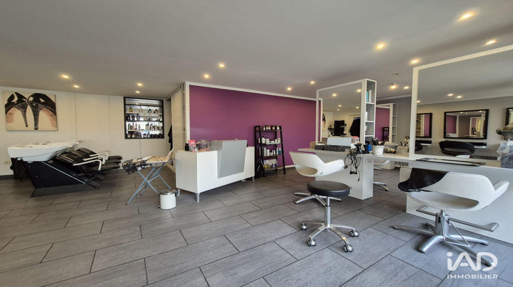 Ma-Cabane - Vente Boutique Verneuil-sur-Seine, 50 m²