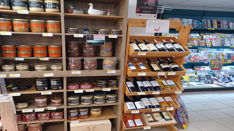 Ma-Cabane - Vente Boutique VIELLA, 402 m²