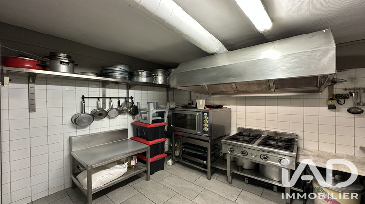 Ma-Cabane - Vente Boutique Villeneuve-Lès-Avignon, 90 m²