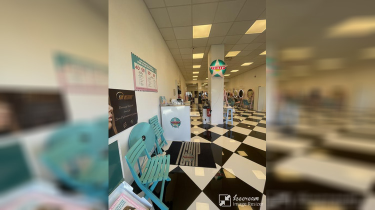 Ma-Cabane - Vente Boutique Villeneuve-Loubet, 138 m²