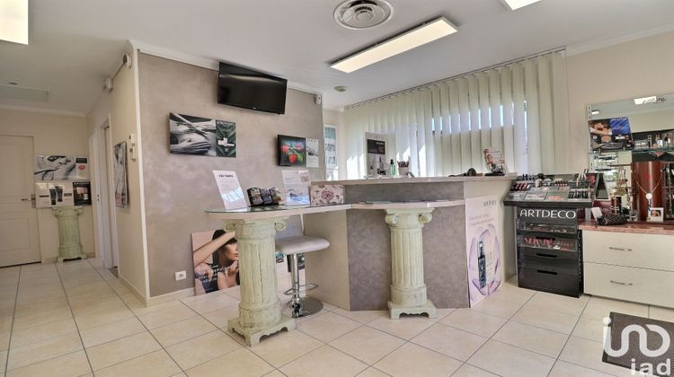 Ma-Cabane - Vente Boutique Vinon-sur-Verdon, 70 m²