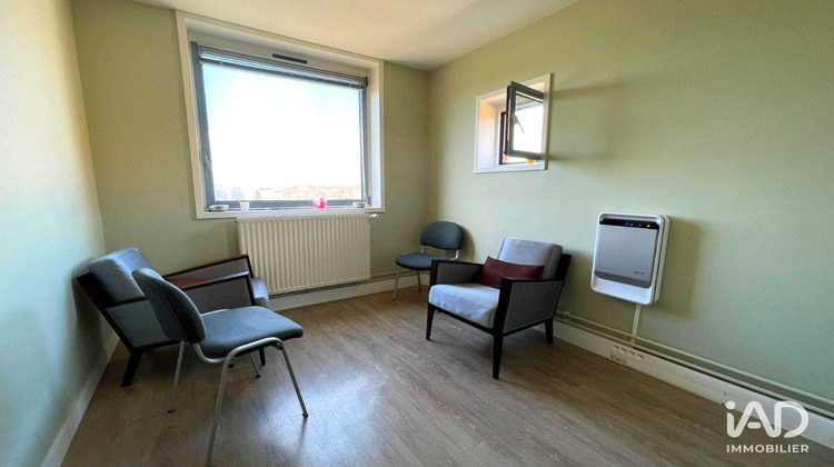 Ma-Cabane - Vente Divers Évry-Courcouronnes, 179 m²