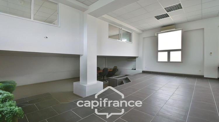 Ma-Cabane - Vente Divers AGEN, 200 m²