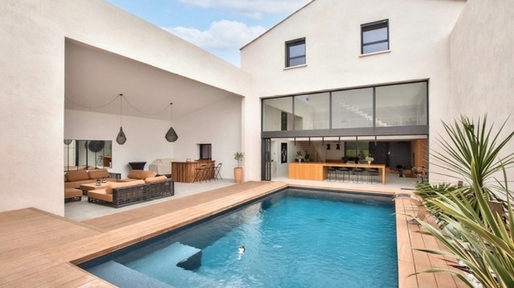 Ma-Cabane - Vente Divers AIX EN PROVENCE, 270 m²