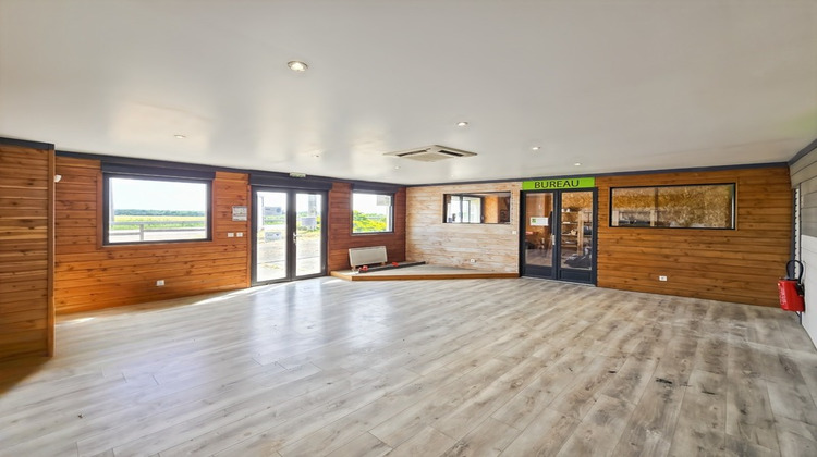 Ma-Cabane - Vente Divers ALLUY, 352 m²