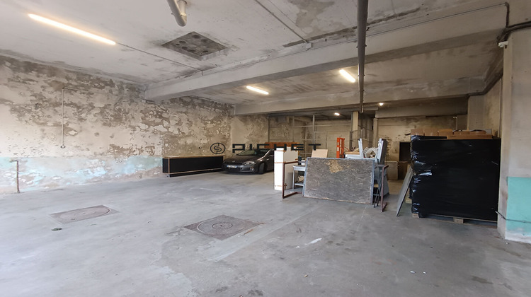 Ma-Cabane - Vente Divers ANGOULEME, 200 m²