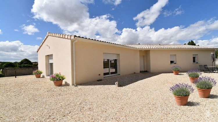 Ma-Cabane - Vente Divers ANGOULEME, 119 m²