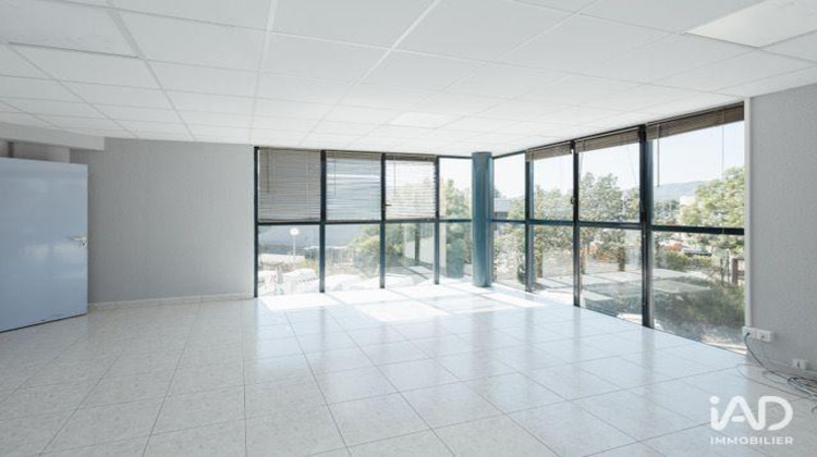 Ma-Cabane - Vente Divers Aubagne, 140 m²