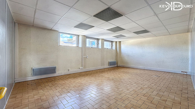 Ma-Cabane - Vente Divers AUBENAS, 400 m²