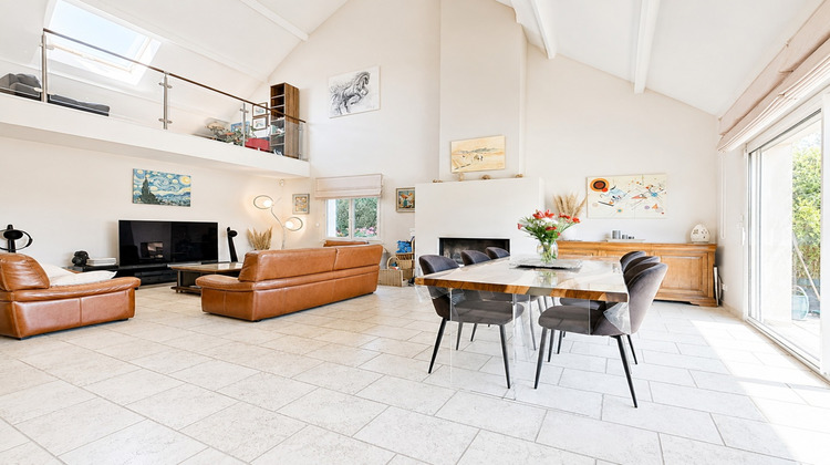 Ma-Cabane - Vente Divers AUGNY, 236 m²