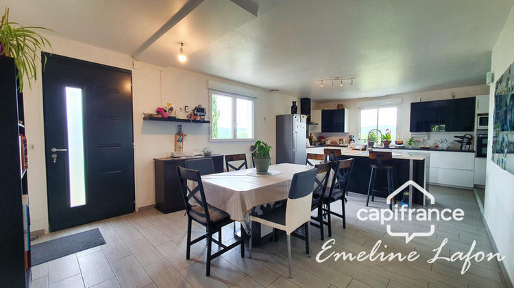 Ma-Cabane - Vente Divers AUTERIVE, 196 m²