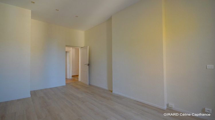 Ma-Cabane - Vente Divers AVIGNON, 107 m²