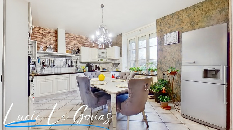 Ma-Cabane - Vente Divers AZANNES ET SOUMAZANNES, 239 m²