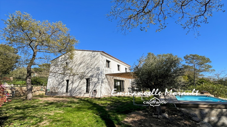 Ma-Cabane - Vente Divers BAGNOLS EN FORET, 117 m²
