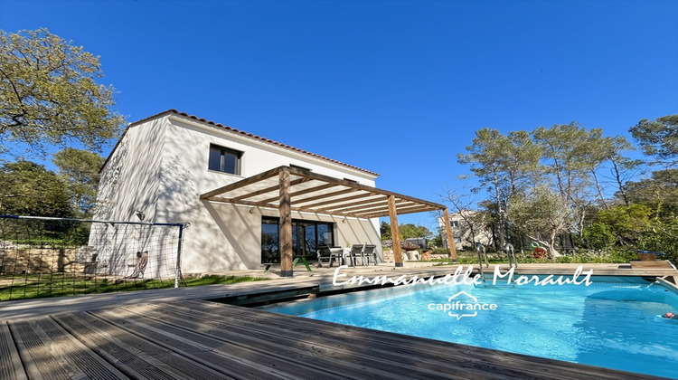Ma-Cabane - Vente Divers BAGNOLS EN FORET, 117 m²