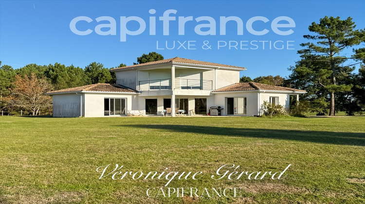 Ma-Cabane - Vente Divers BAYAS, 137 m²