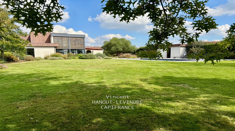 Ma-Cabane - Vente Divers BAZOGES EN PAILLERS, 245 m²