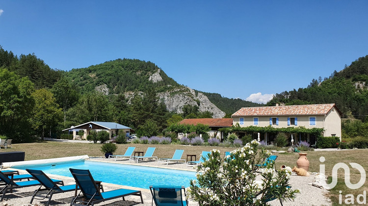 Ma-Cabane - Vente Divers Beaumont-en-Diois, 478 m²