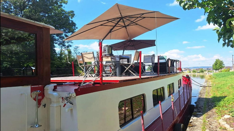 Ma-Cabane - Vente Divers BEAUNE, 100 m²