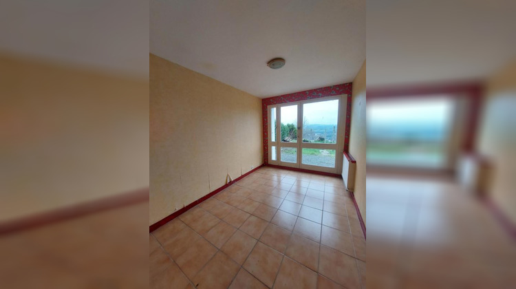 Ma-Cabane - Vente Divers BELLE ISLE EN TERRE, 100 m²