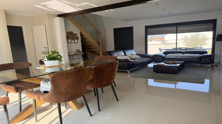 Ma-Cabane - Vente Divers BELLEU, 136 m²