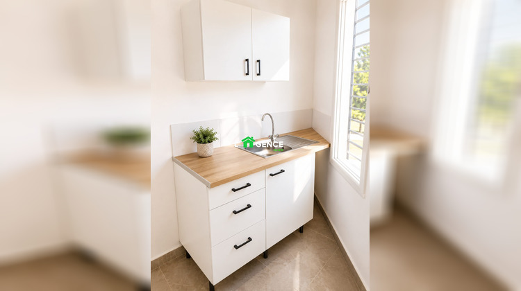Ma-Cabane - Vente Divers Berre-l'Étang, 55 m²