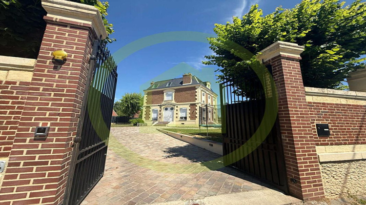 Ma-Cabane - Vente Divers BERTHECOURT, 240 m²