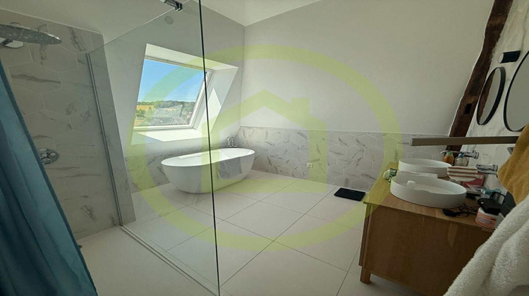 Ma-Cabane - Vente Divers BERTHECOURT, 240 m²