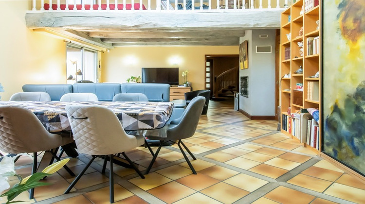 Ma-Cabane - Vente Divers BIRAC SUR TREC, 175 m²