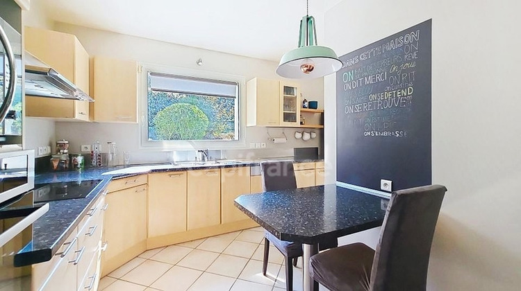 Ma-Cabane - Vente Divers BOSSEY, 142 m²