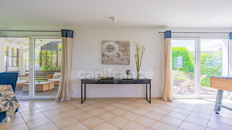Ma-Cabane - Vente Divers BOSSEY, 168 m²