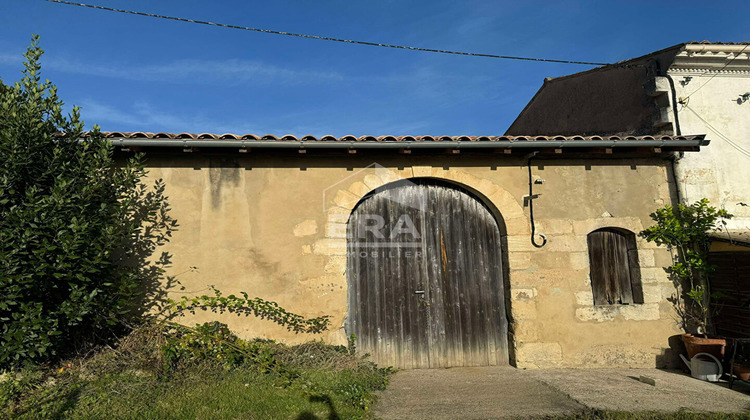 Ma-Cabane - Vente Divers BOURG, 112 m²