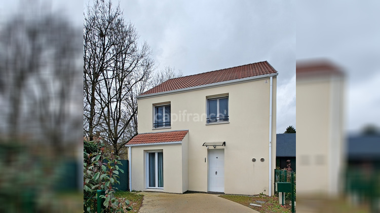 Ma-Cabane - Vente Divers BREUILLET, 104 m²