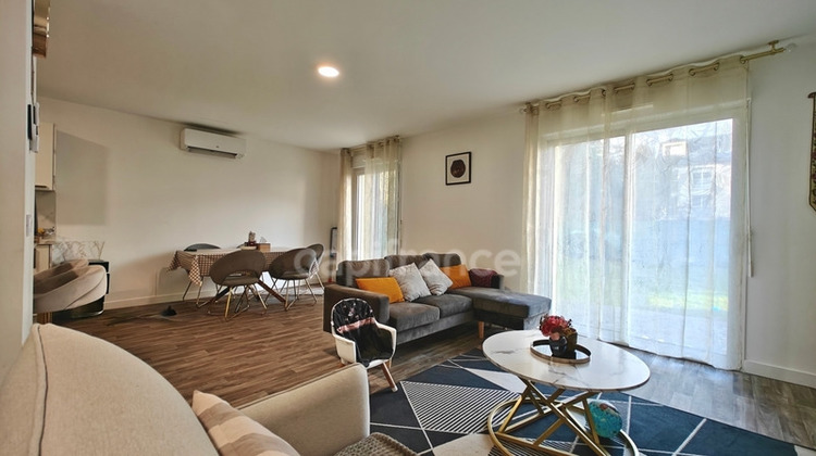 Ma-Cabane - Vente Divers BREUILLET, 104 m²