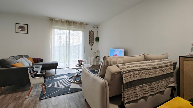 Ma-Cabane - Vente Divers BREUILLET, 104 m²