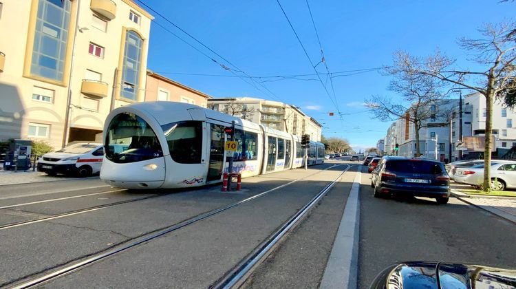 Ma-Cabane - Vente Divers BRON, 0 m²