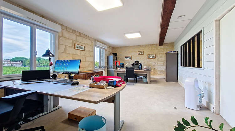 Ma-Cabane - Vente Divers Cadillac-en-Fronsadais, 170 m²