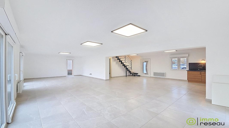 Ma-Cabane - Vente Divers CARIGNAN, 137 m²