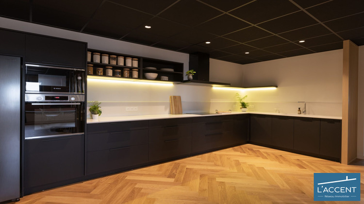 Ma-Cabane - Vente Divers Castries, 153 m²