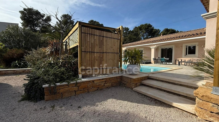 Ma-Cabane - Vente Divers CEYRESTE, 207 m²