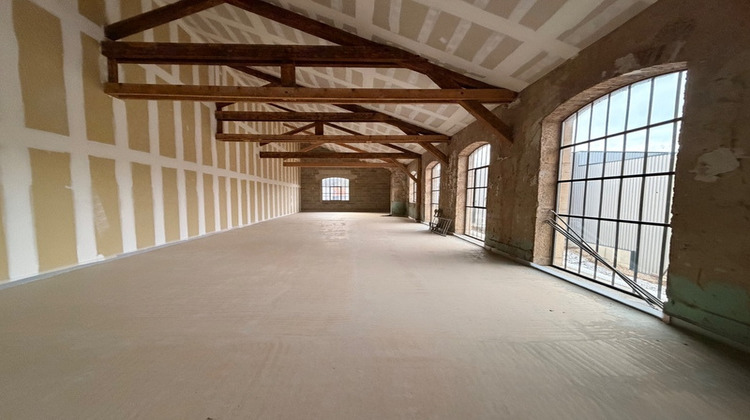 Ma-Cabane - Vente Divers CHAPONOST, 193 m²