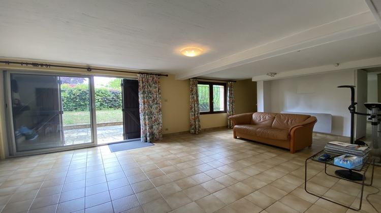 Ma-Cabane - Vente Divers CHATELLERAULT, 144 m²