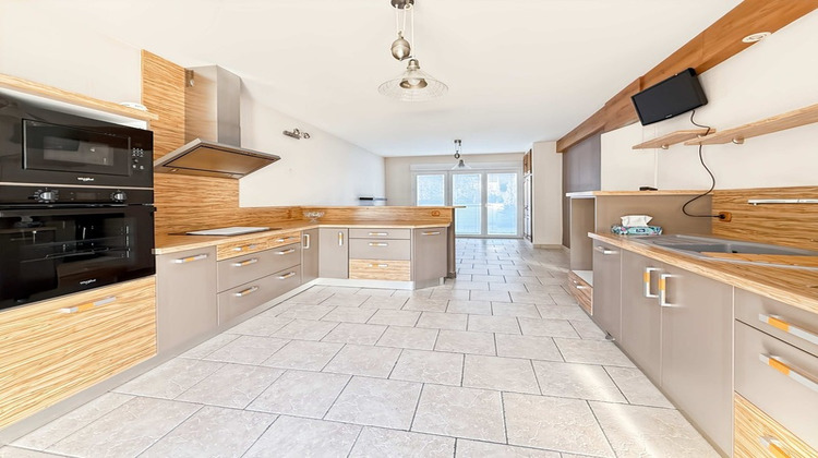 Ma-Cabane - Vente Divers CHATELLERAULT, 149 m²