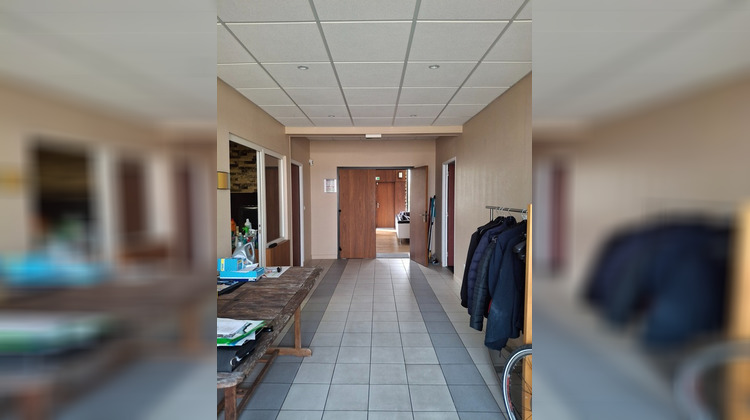 Ma-Cabane - Vente Divers CHEVILLON, 300 m²