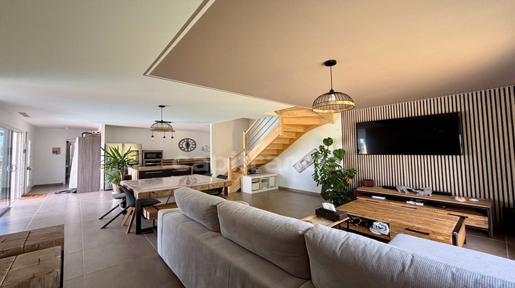 Ma-Cabane - Vente Divers CODOGNAN, 147 m²