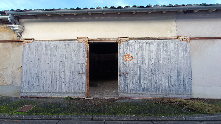 Ma-Cabane - Vente Divers COGNAC, 27 m²