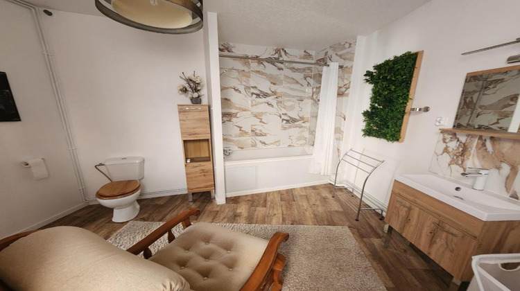 Ma-Cabane - Vente Divers CONFOLENS, 32 m²