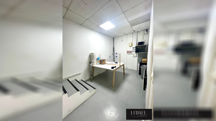 Ma-Cabane - Vente Divers Courbevoie, 110 m²