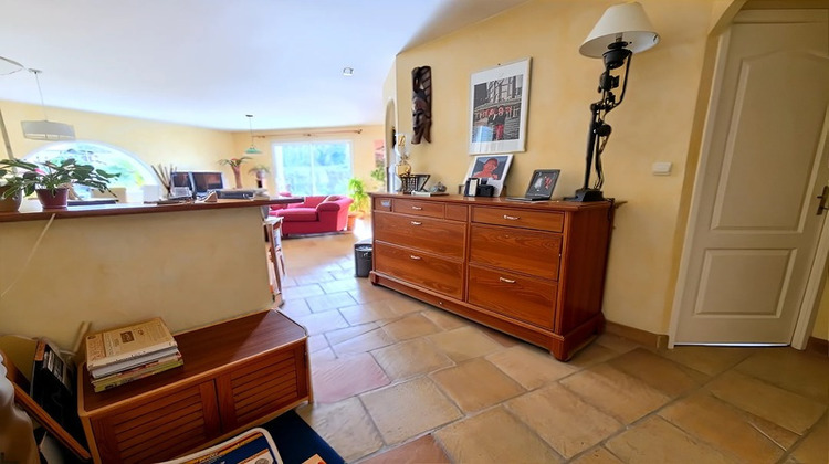 Ma-Cabane - Vente Divers COURBILLAC, 103 m²