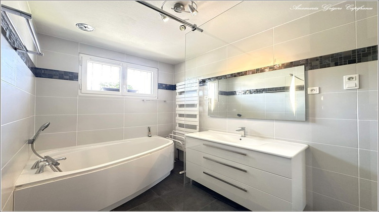 Ma-Cabane - Vente Divers COURVILLE SUR EURE, 194 m²